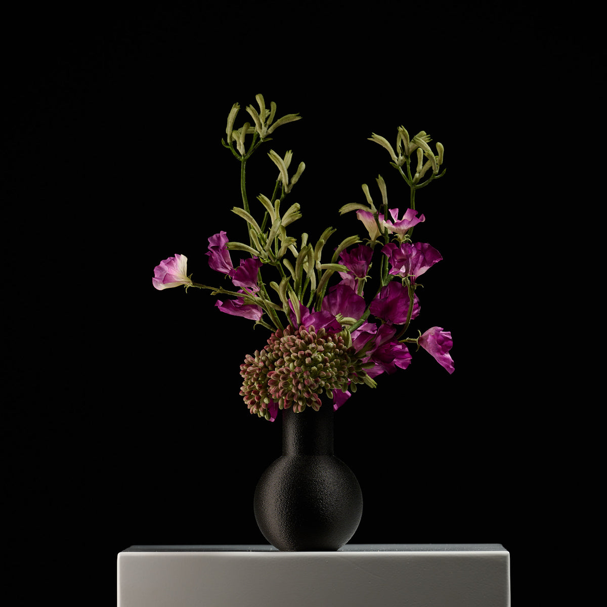 Beatrice Ball Vase 16 Metal Black