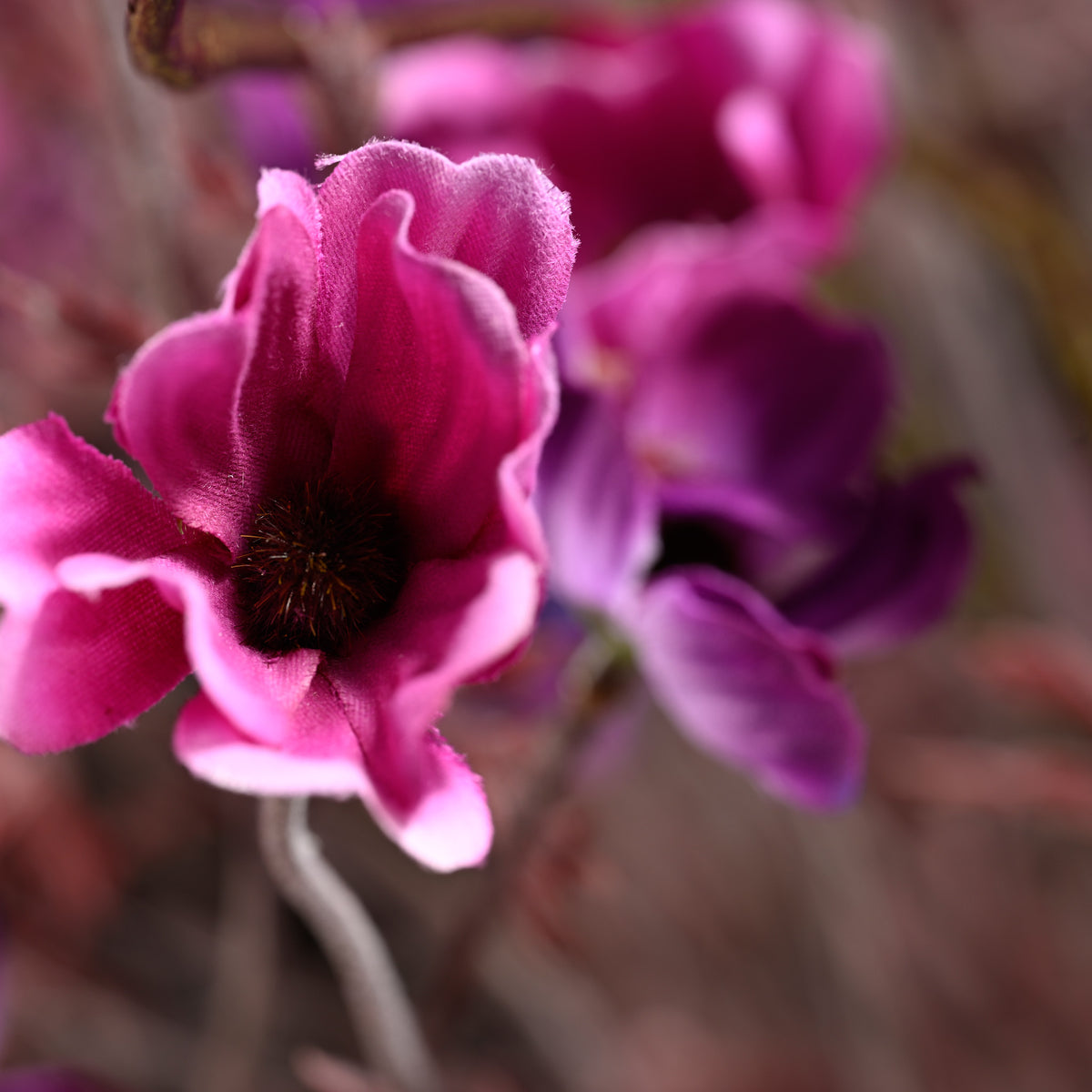 Raina Waves Vase 25 Plum