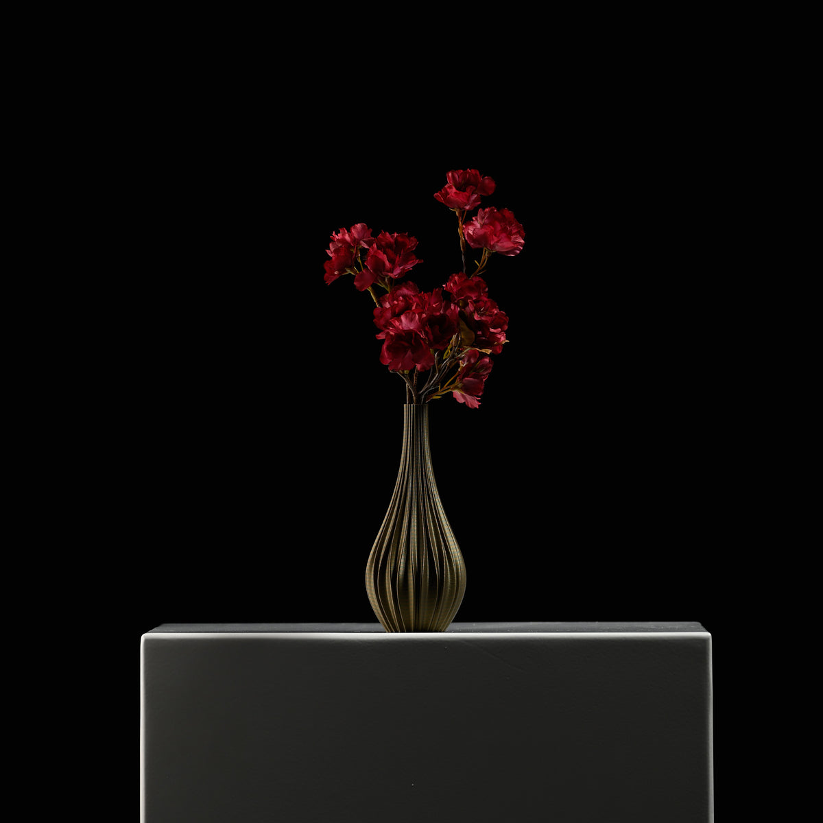 Valentina Bottle Vase 15 Bronze